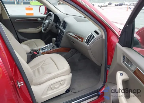 2010 Audi Q5 3.2 Premium from USA, damaged, VIN WA1LKAFP2AA052494